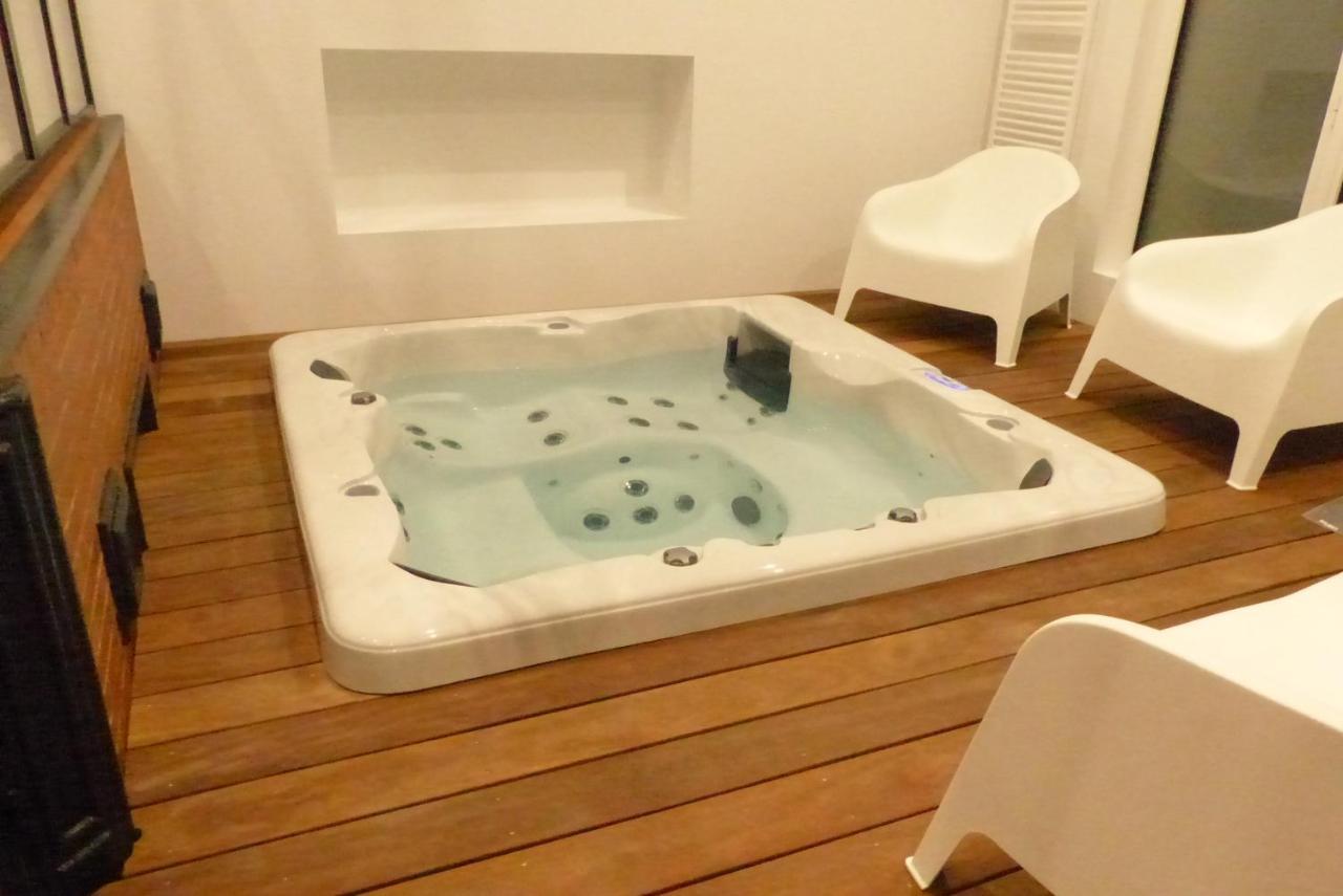 L'Alambic De L'Estuaire Bed & Breakfast Saint-Fort-sur-Gironde Exterior photo
